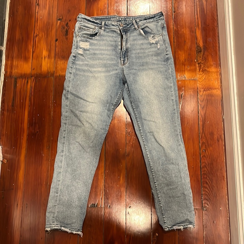 American eagle mom jeans